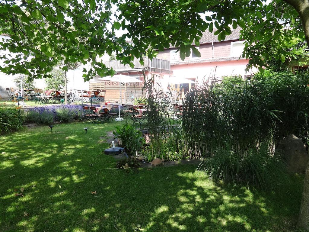 Landgasthof Jaegerstuebchen Neustadt an der Weinstrasse Bagian luar foto