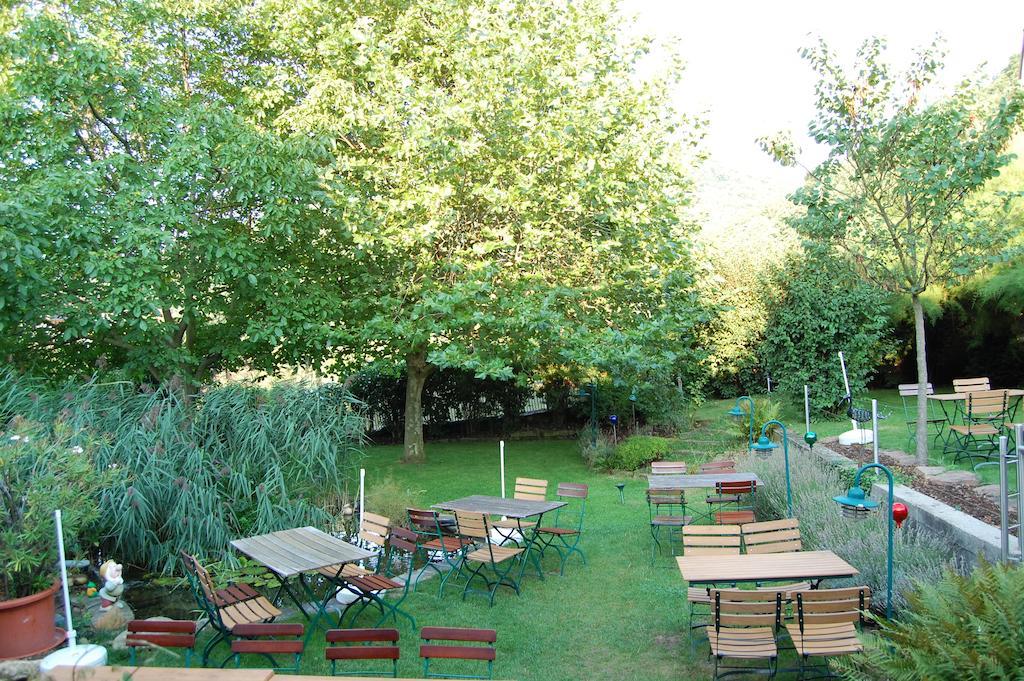 Landgasthof Jaegerstuebchen Neustadt an der Weinstrasse Bagian luar foto