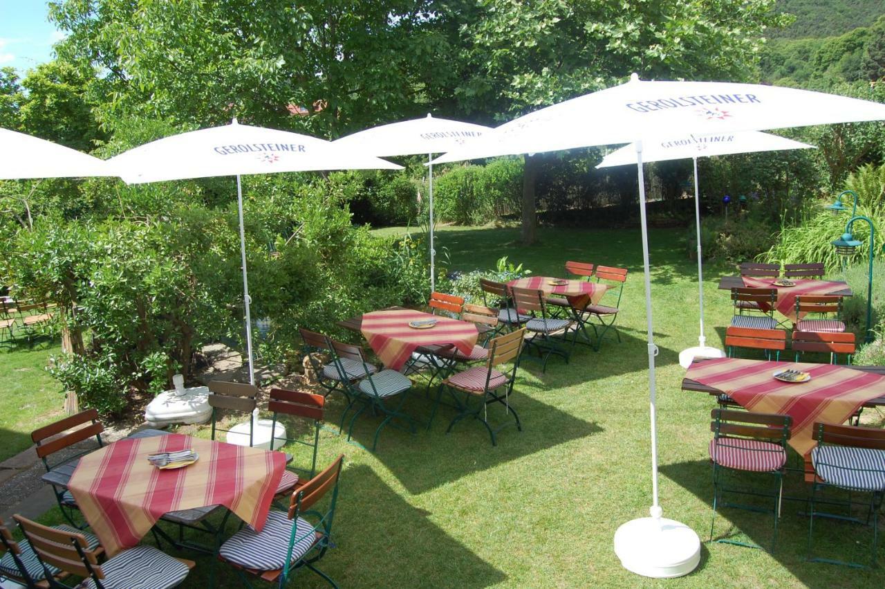 Landgasthof Jaegerstuebchen Neustadt an der Weinstrasse Bagian luar foto